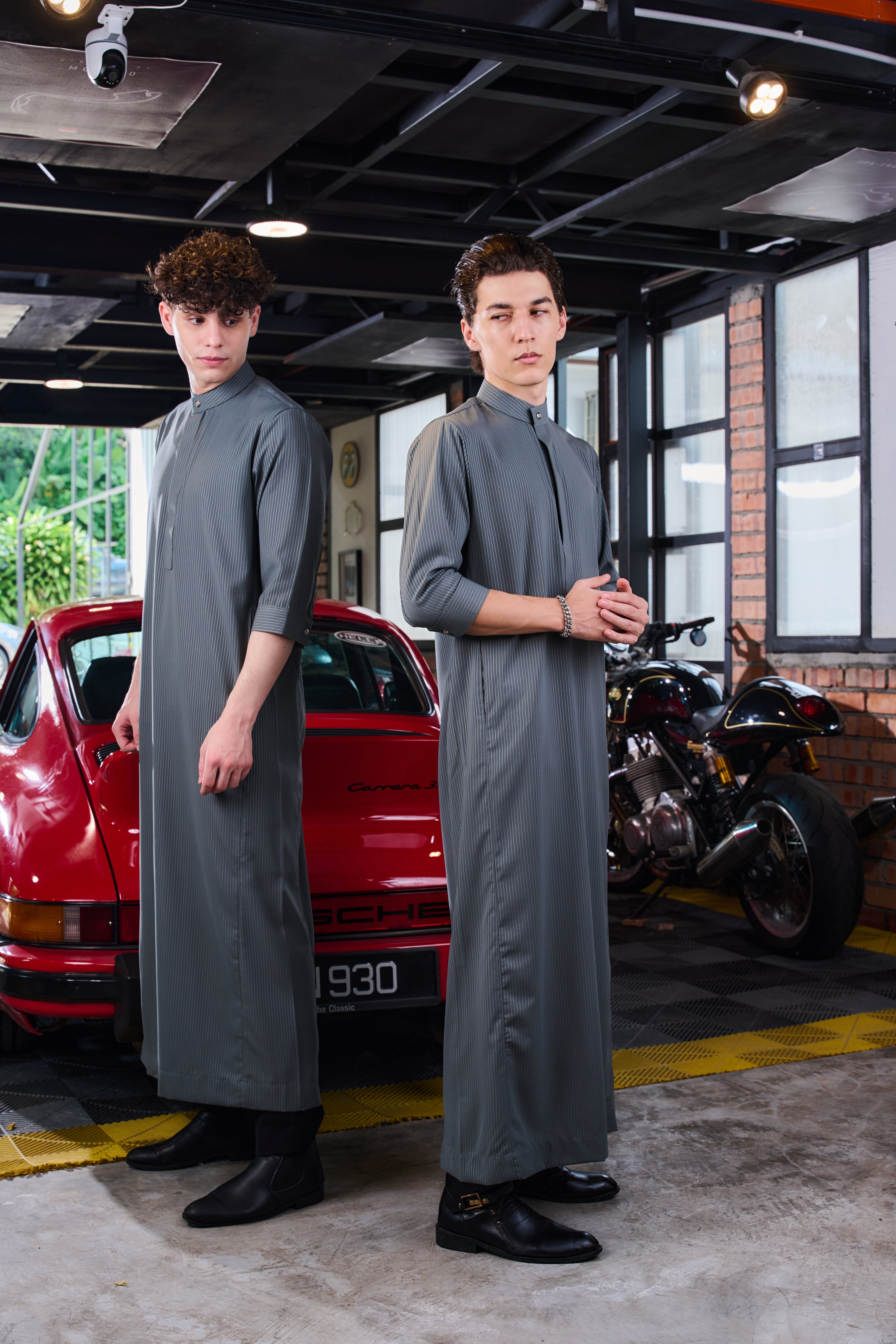 Jubah Zindra Zayr - GREY